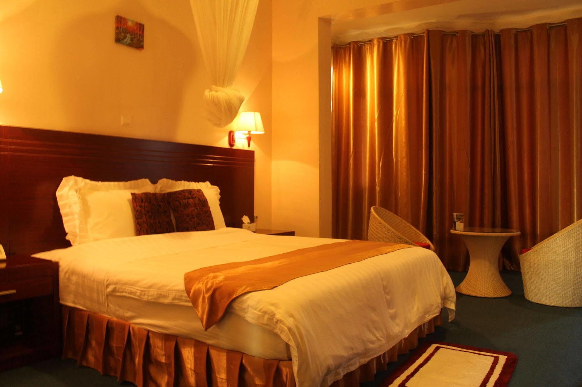 Nobleza Hotel Kigali Exteriör bild